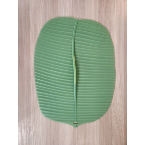 Charles Viancin Silicone Rectangle Lid Green Banana Leaf  Inspired By Nature - Picture 1 of 6